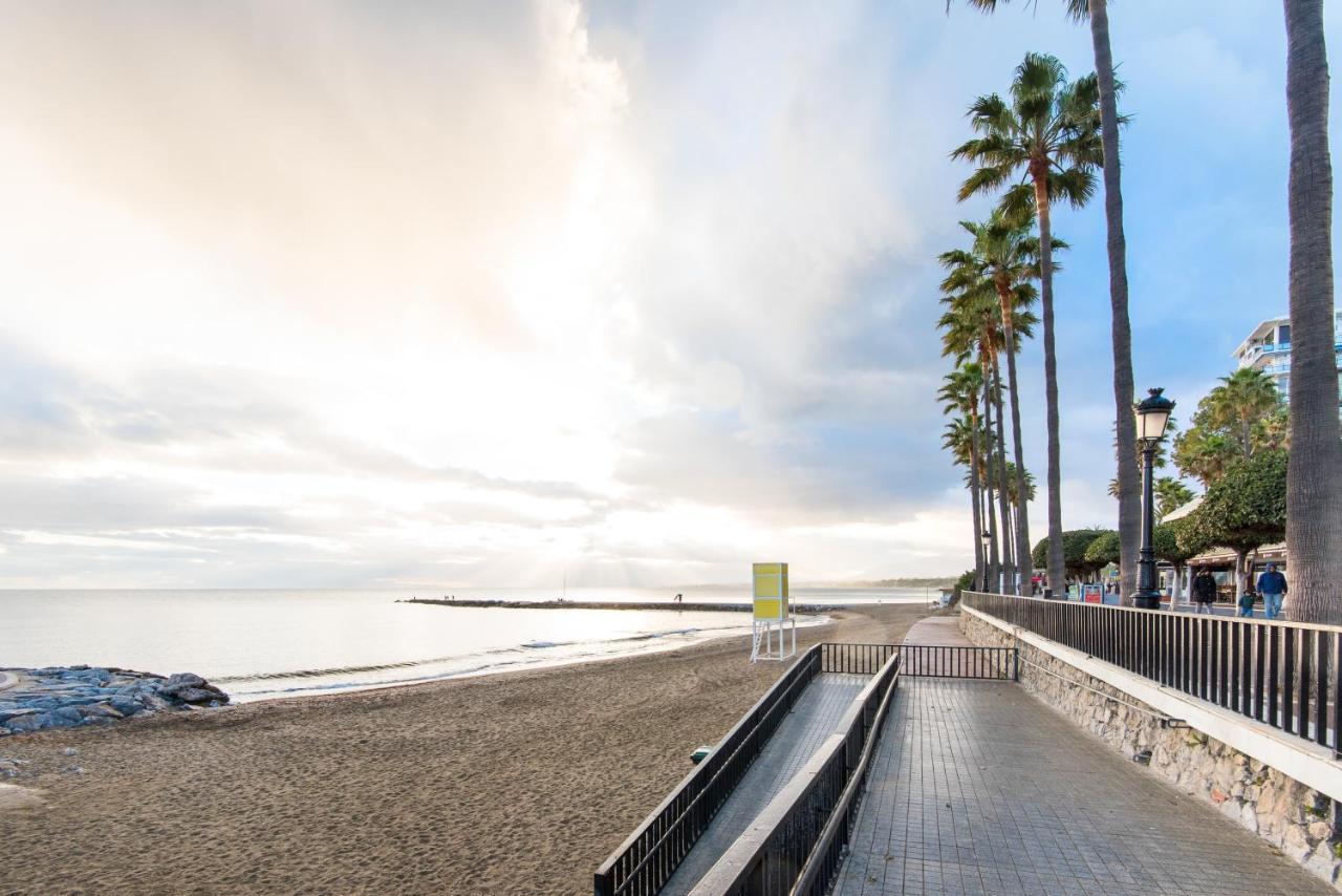 Beach Front Apartment-1St Line Marbella Exterior photo